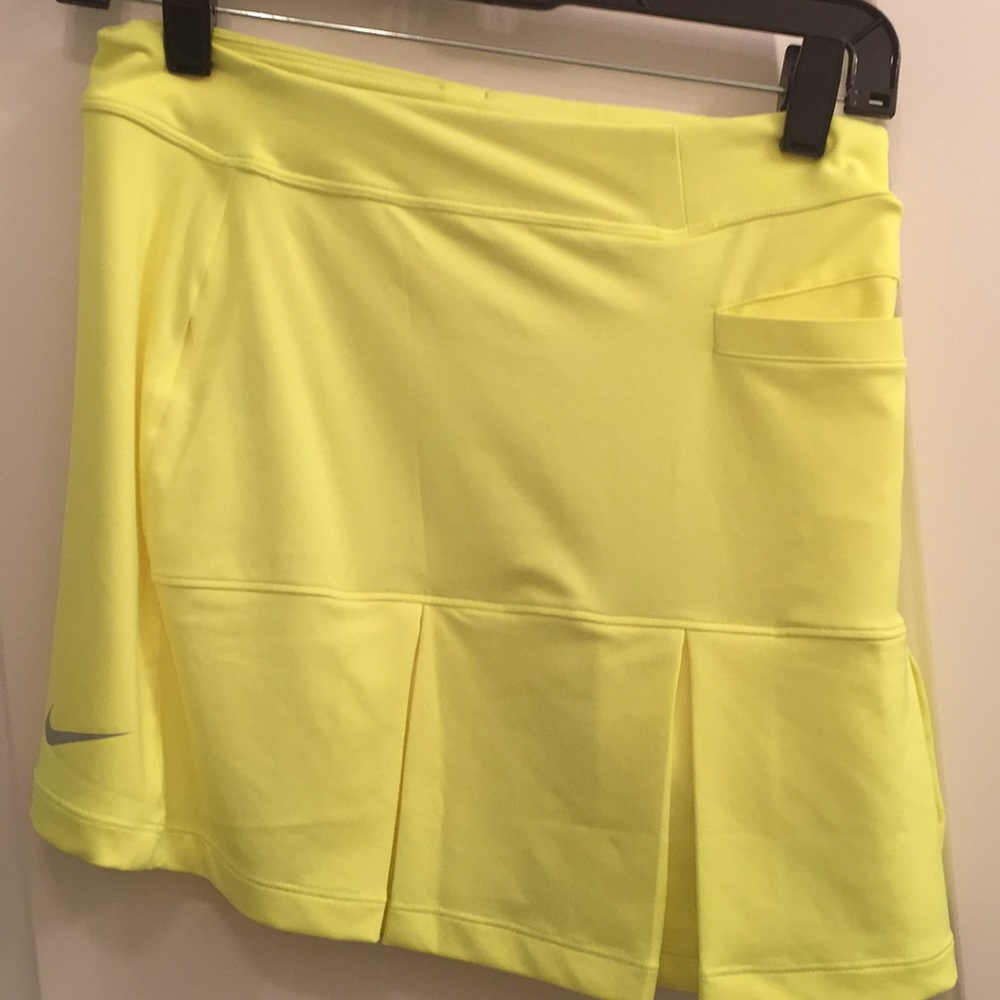Bright yellow golf skirt size XS